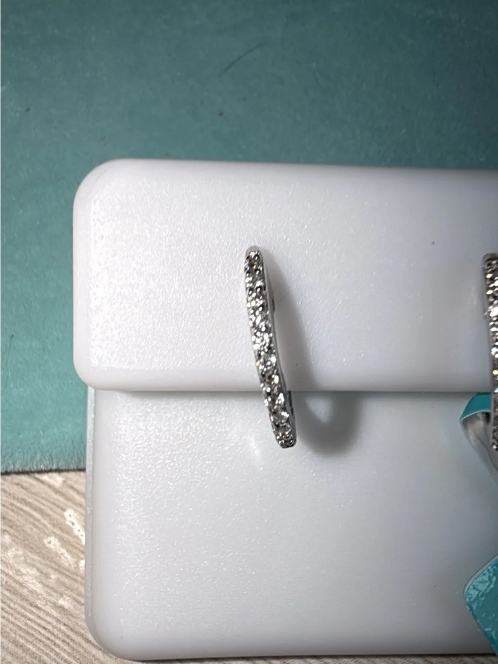 Brand new 925 sterling silver moissanite small earring Huggies NWT
